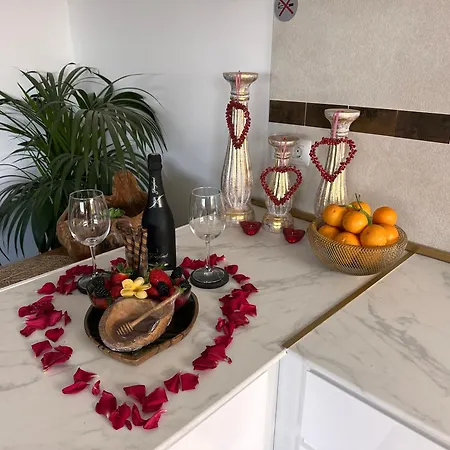 Вилла Krisant Gold Rural Luxury Privat Pool Санта-Крус-де-Тенерифе